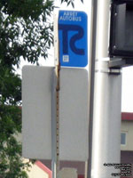 bus sign / panneau d'arrêt