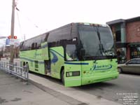 Fleur de Lys 3606 - Parti Québécois - Media télévision - 2000 Prevost H3-45 (Ex-leased TripMate Tours 218)