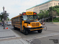 Autobus La Québécoise