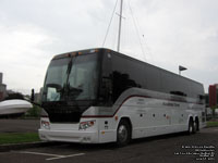 Tours du Vieux-Québec 50 - 2000 Prevost H3-45