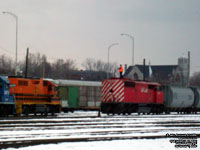 QGRY 2005 & CP 9023