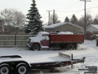 Unidentified International truck